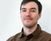 team-headshot_Travis